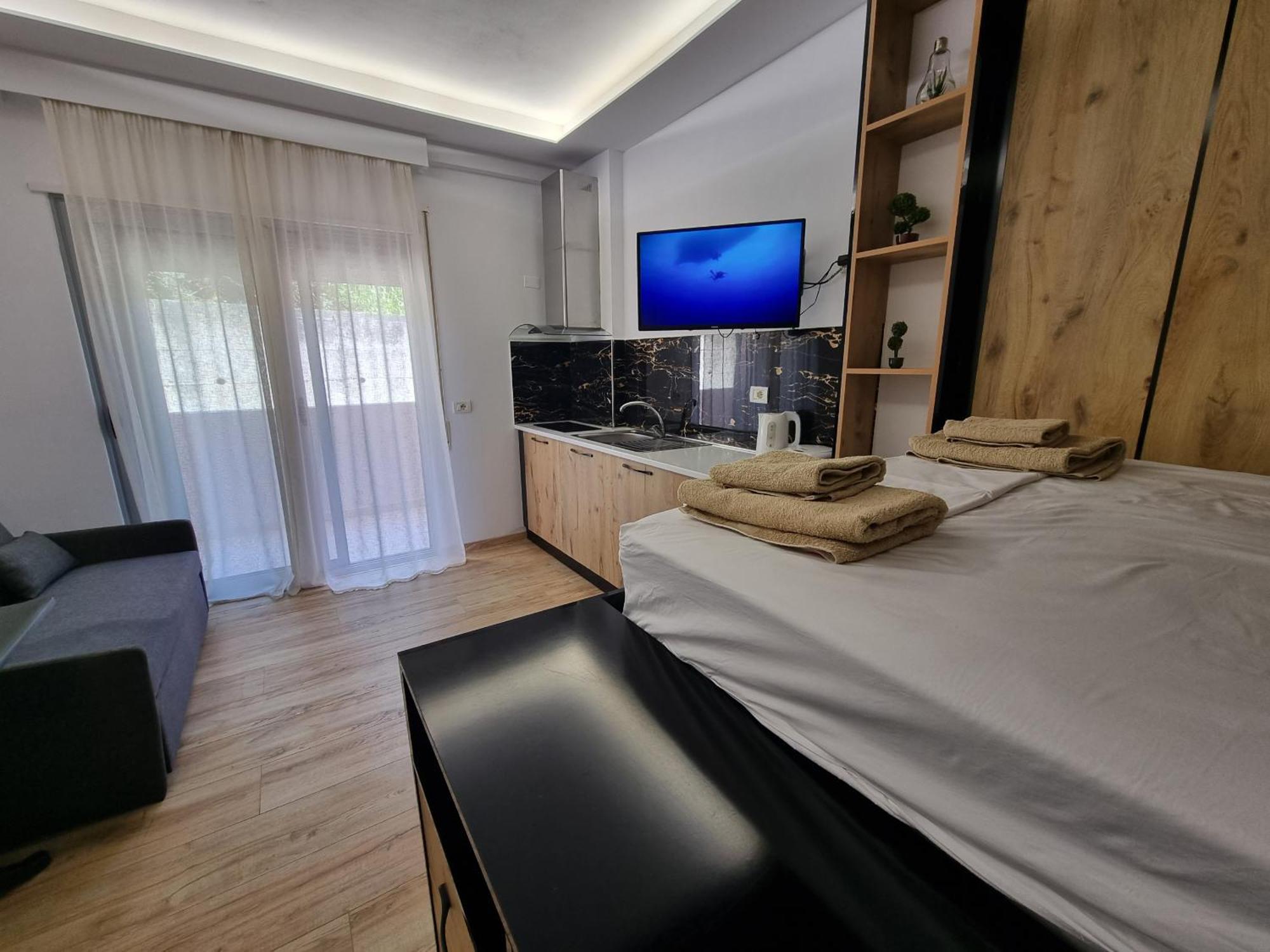 Teo'S Deluxe Studios Влёра Экстерьер фото